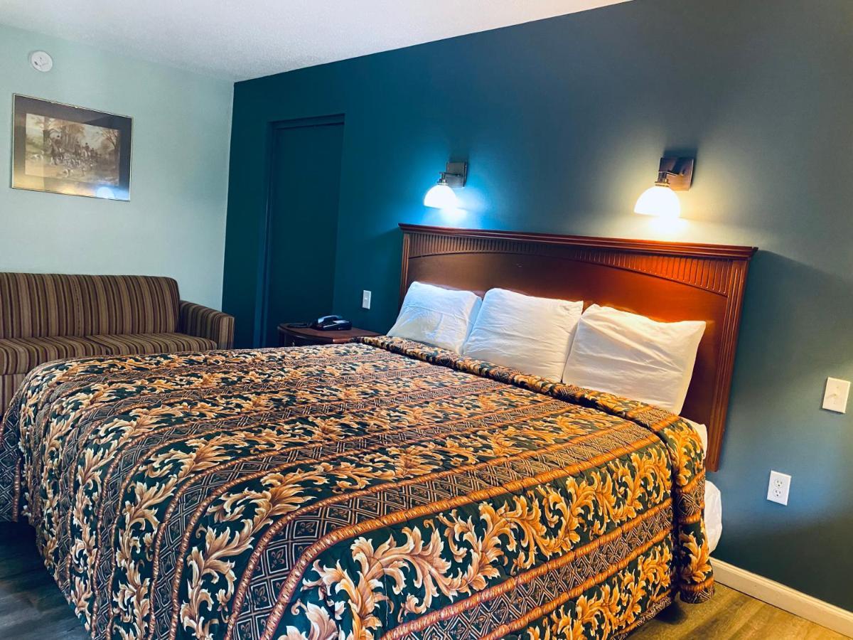Excel Inn & Suites Фредериксбърг Екстериор снимка