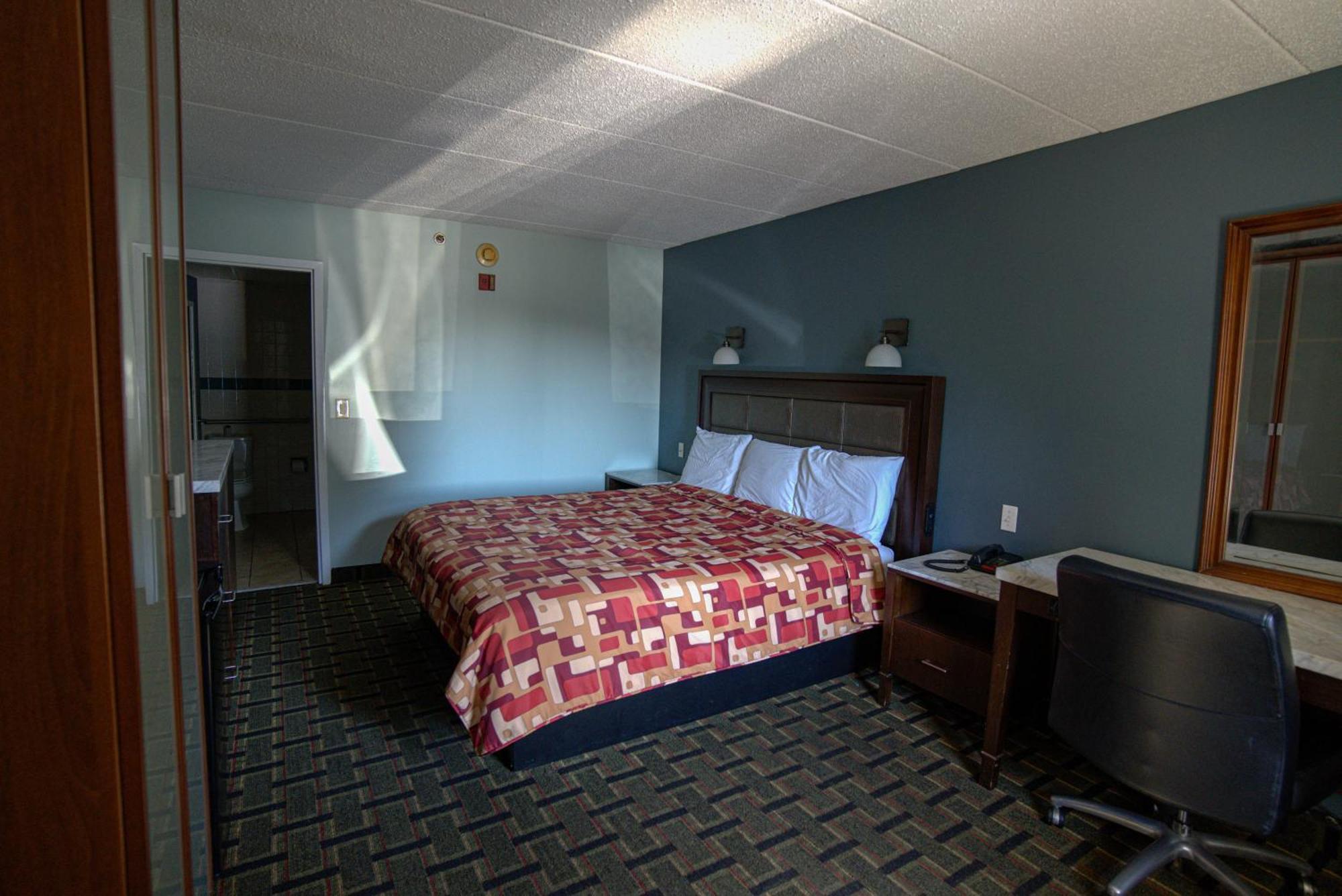 Excel Inn & Suites Фредериксбърг Екстериор снимка